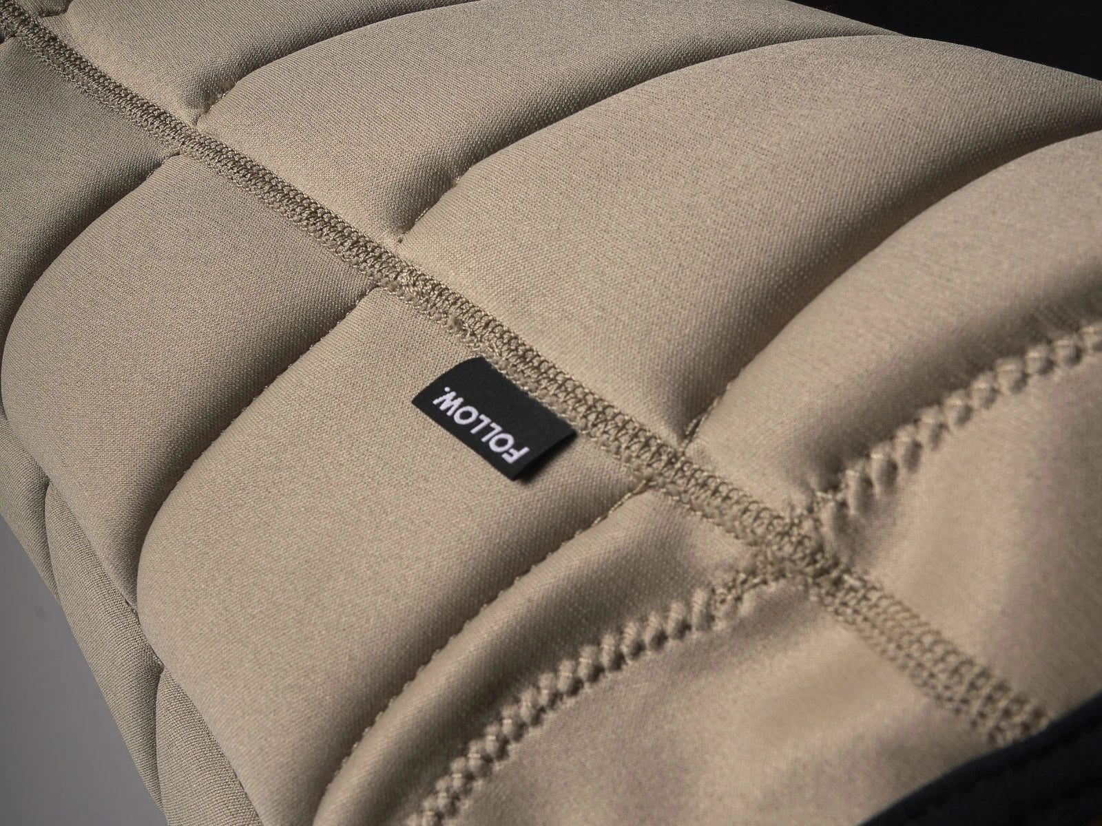 Style and comfort in the new Follow Total vest. Start your new water adventure with this impact vest from Weshbo!