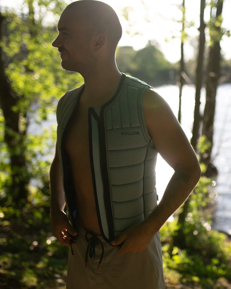 Follow Vest TOTAL - Light Blue-6