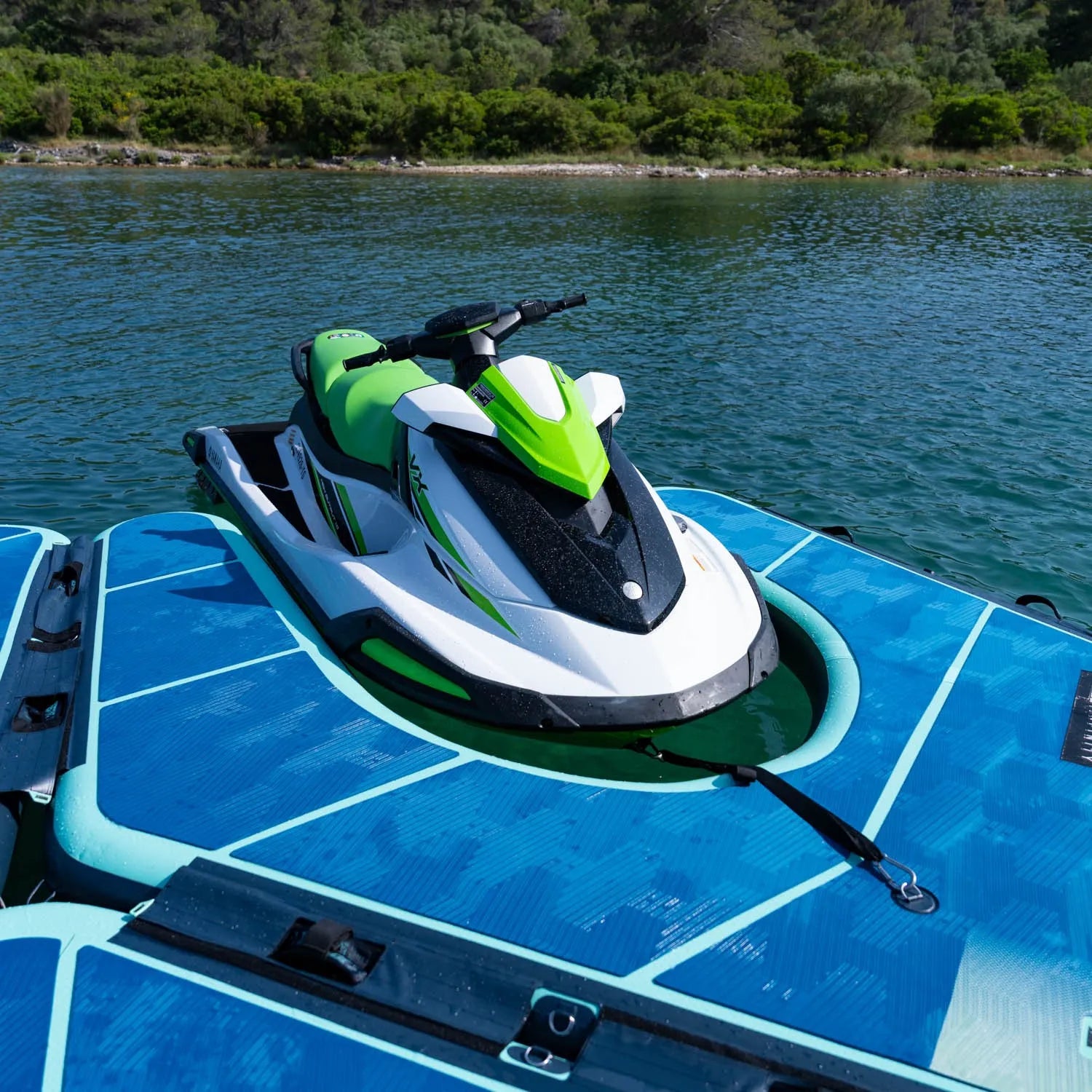 Jobe Infinity PWC Station Jetski entry life