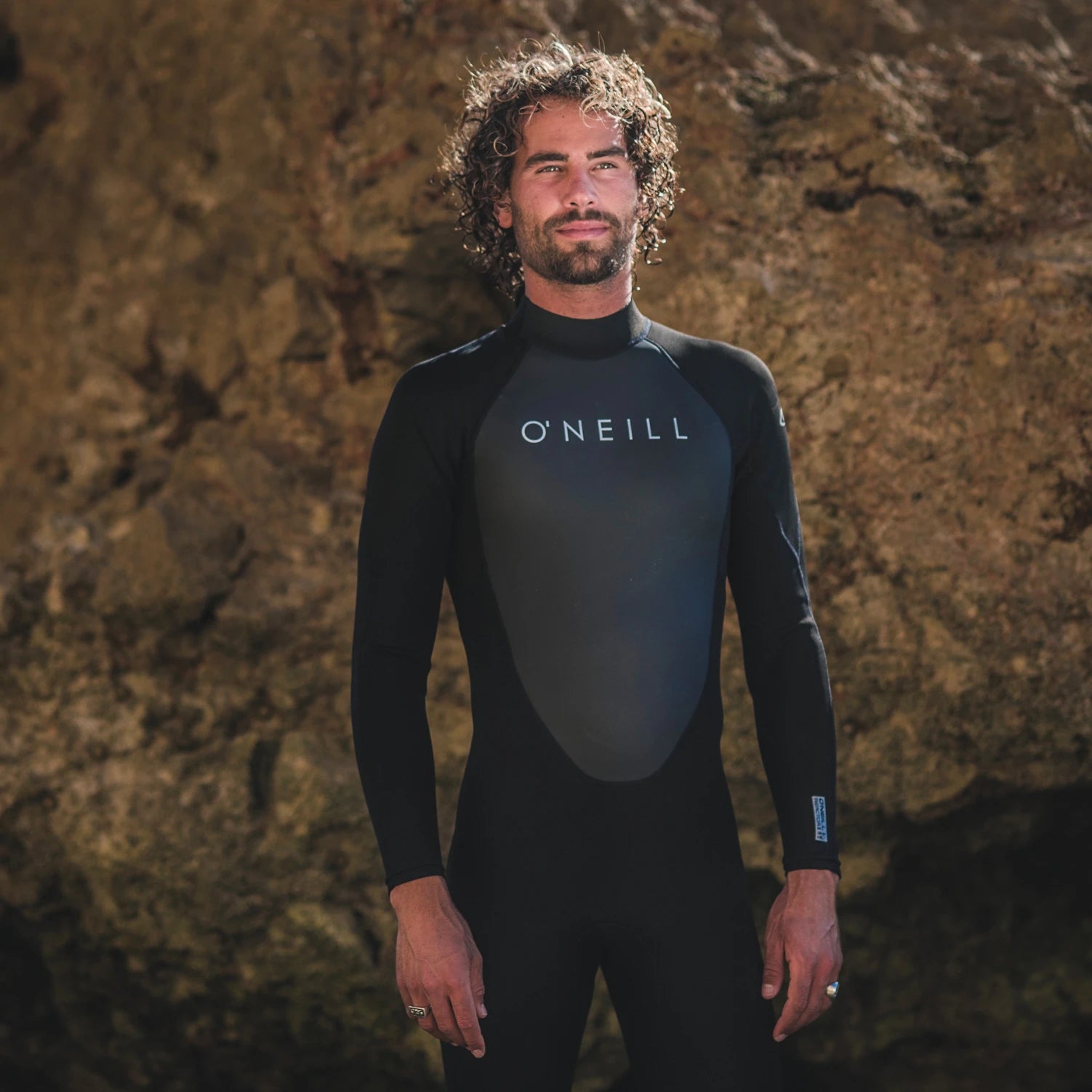 Durable O'Neill Reactor 3/2mm Back Zip Full Wetsuit for cold water conditions